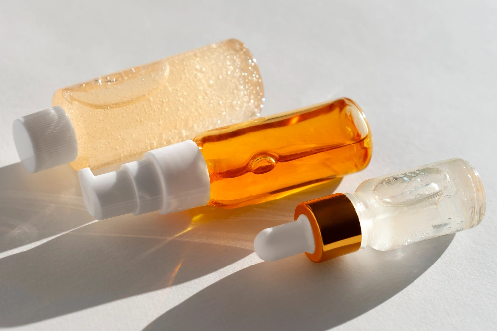 Mengenal Ampoule, Fungsi dan Perbedaanya dengan Serum